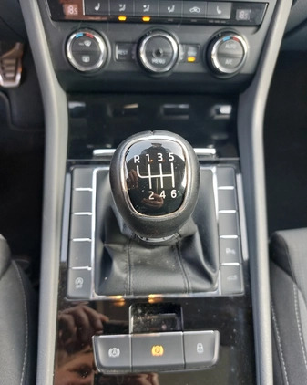 Skoda Superb cena 57874 przebieg: 190000, rok produkcji 2015 z Konin małe 379